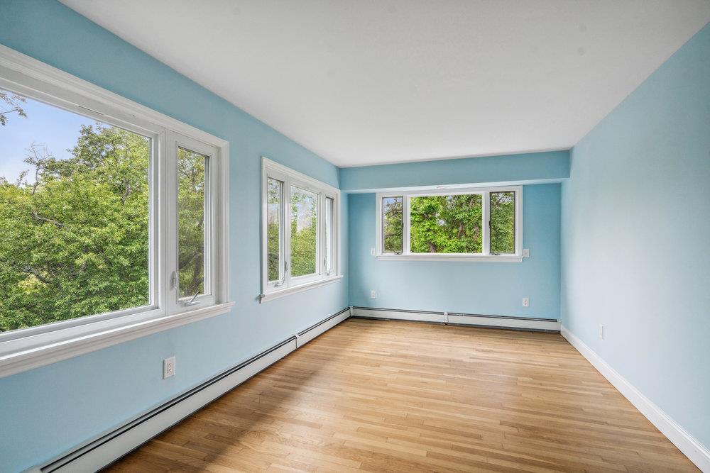 #9 photo, 542 Montauk Highway, サフォーク郡 Southampton , NY 11968