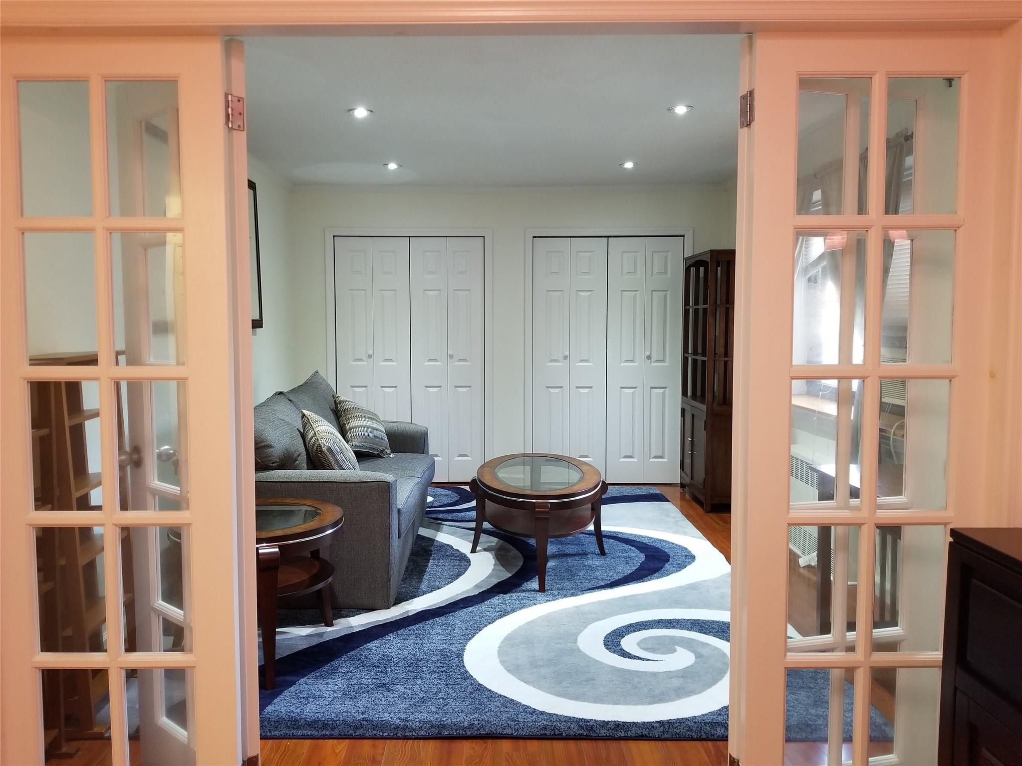 #8 photo, 102-25 67 Road, Forest Hills , NY 11375