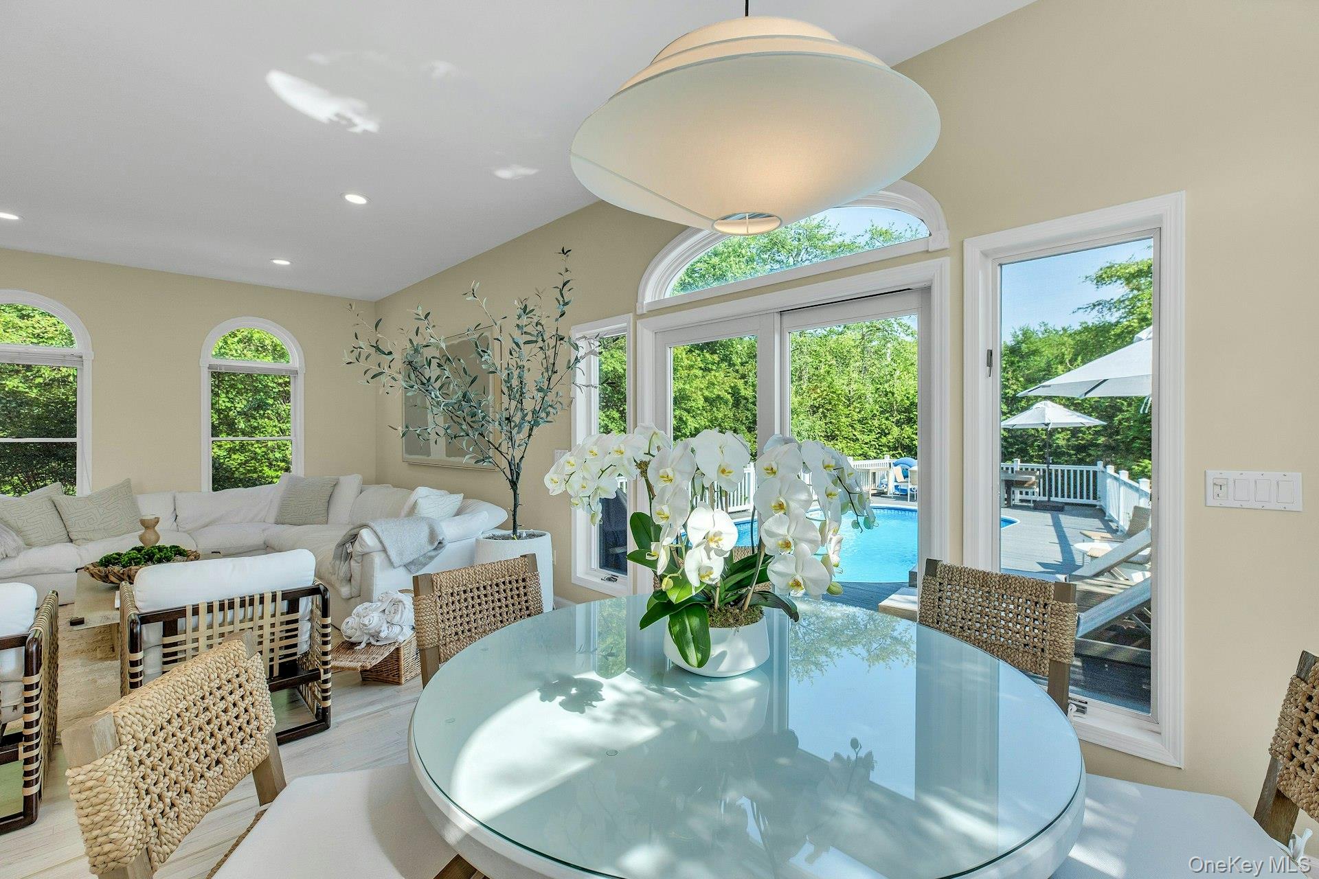 #14 photo, 56 S Country Road, サフォーク郡 Westhampton , NY 11977