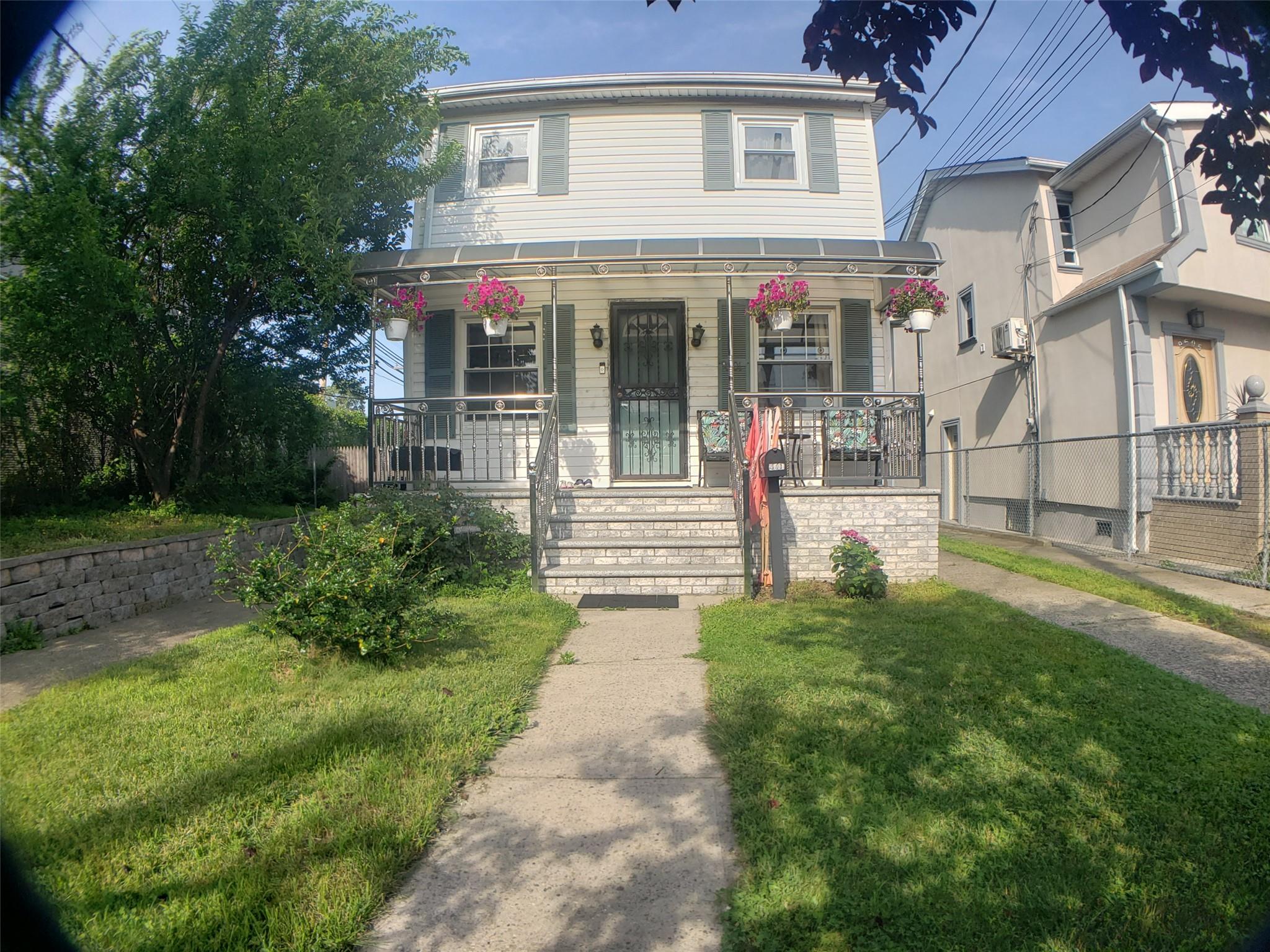 #1 photo, 96-01 220 Street, Queens Village , NY 11429