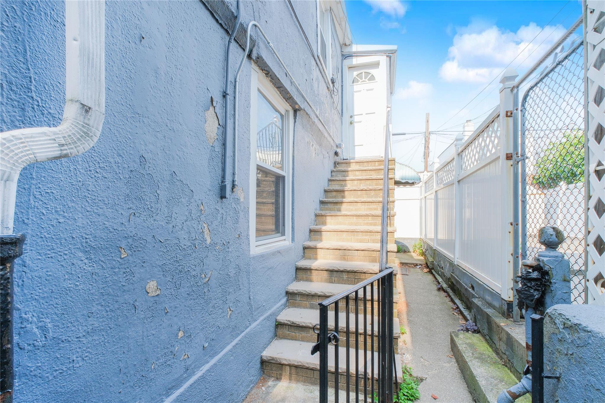 #3 photo, 2123 W 9th Street, ブルックリン区 Brooklyn , NY 11223