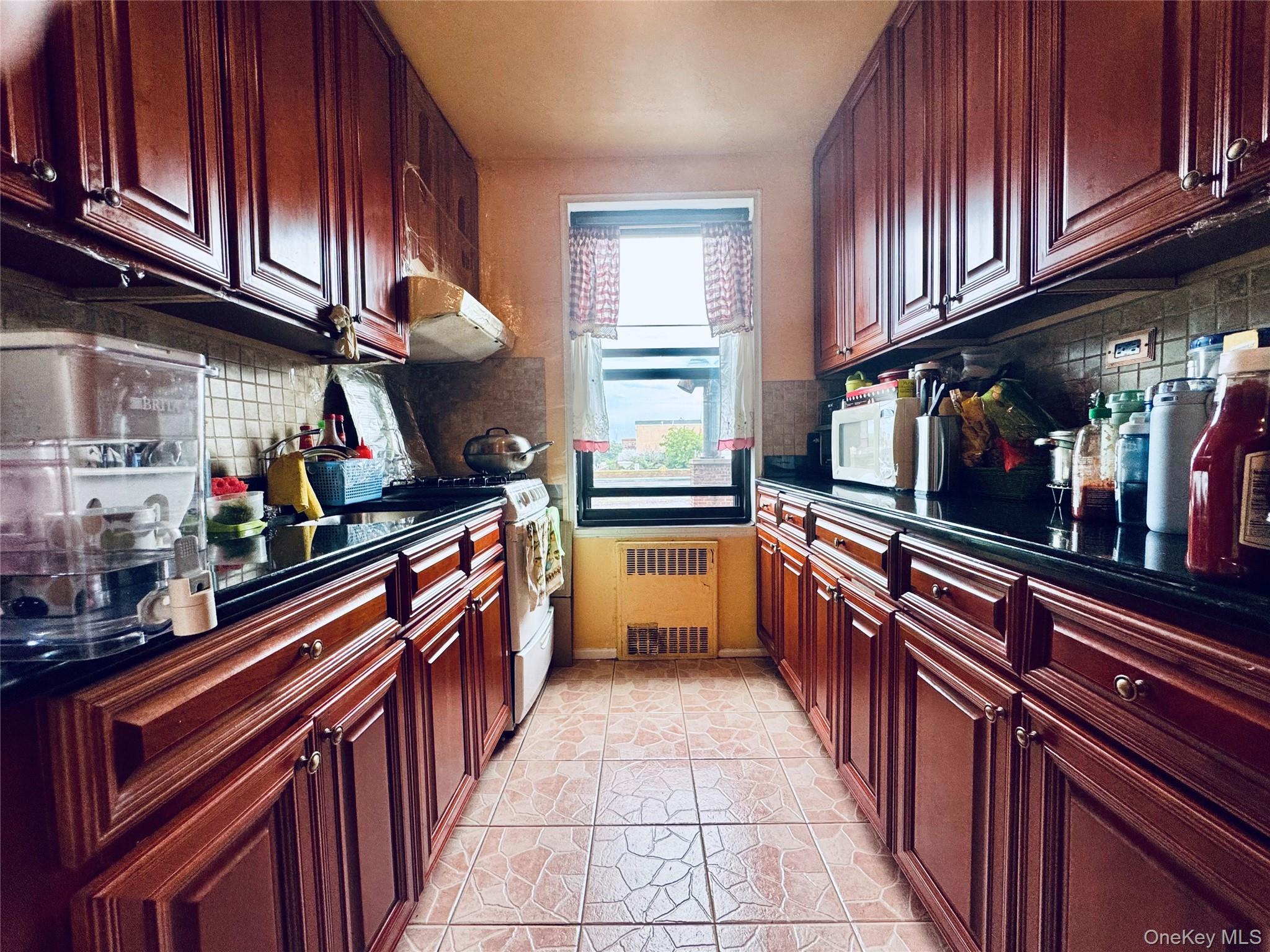 #12 photo, 63-84 Saunders Street, クイーンズ区 Rego Park , NY 11374