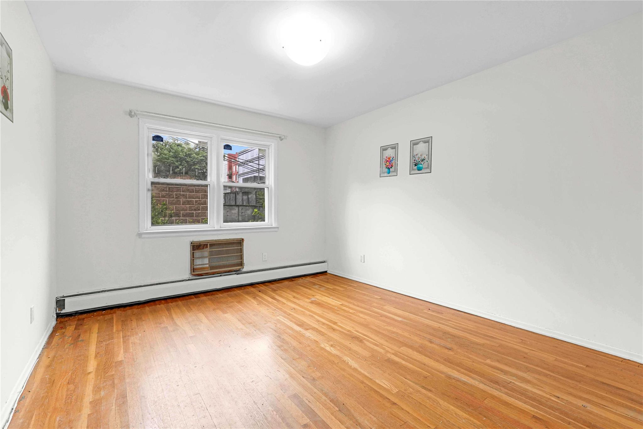 #10 photo, Flushing, クイーンズ区 Flushing , NY 11354