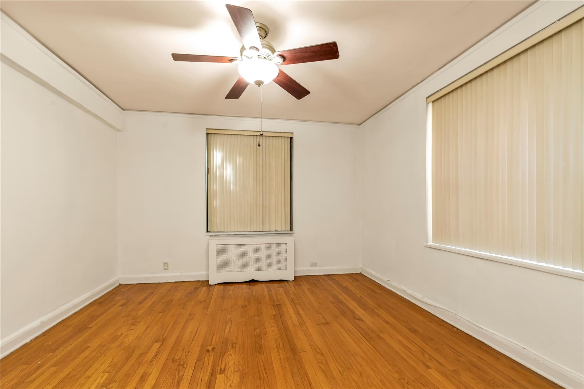 #10 photo, 34-21 78 Street, クイーンズ区 Jackson Heights , NY 11372