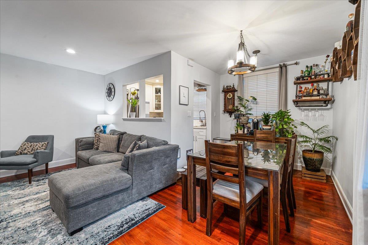 #11 photo, 190-05 39th Avenue, Flushing , NY 11358