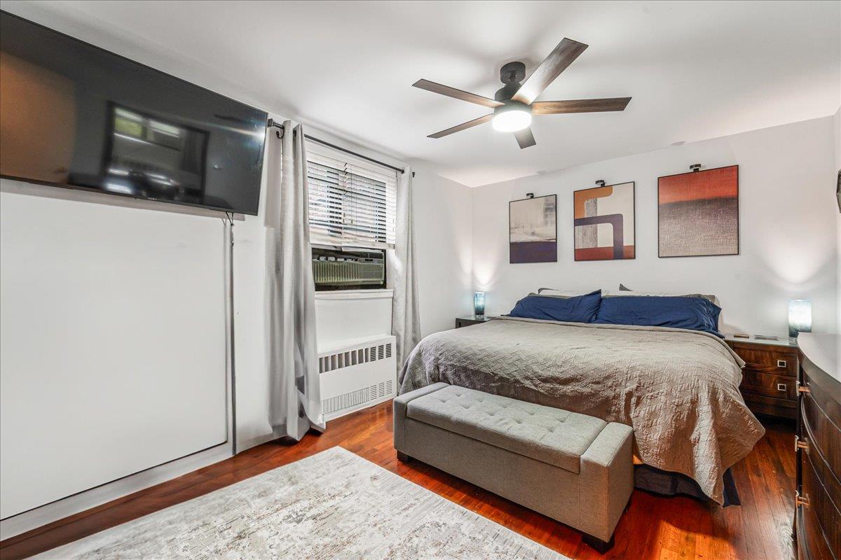 #12 photo, 190-05 39th Avenue, Flushing , NY 11358