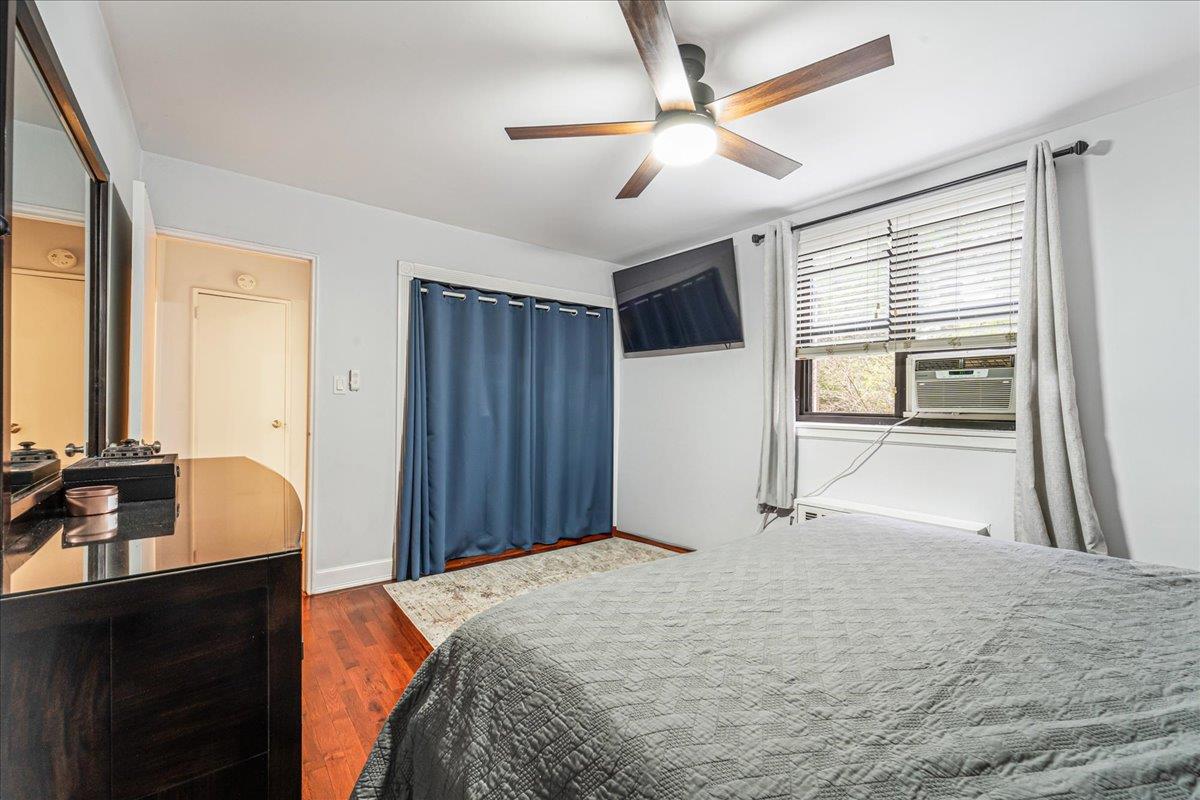 #14 photo, 190-05 39th Avenue, Flushing , NY 11358