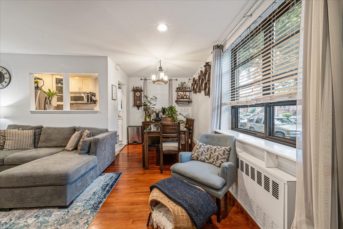 #2 photo, 190-05 39th Avenue, Flushing , NY 11358