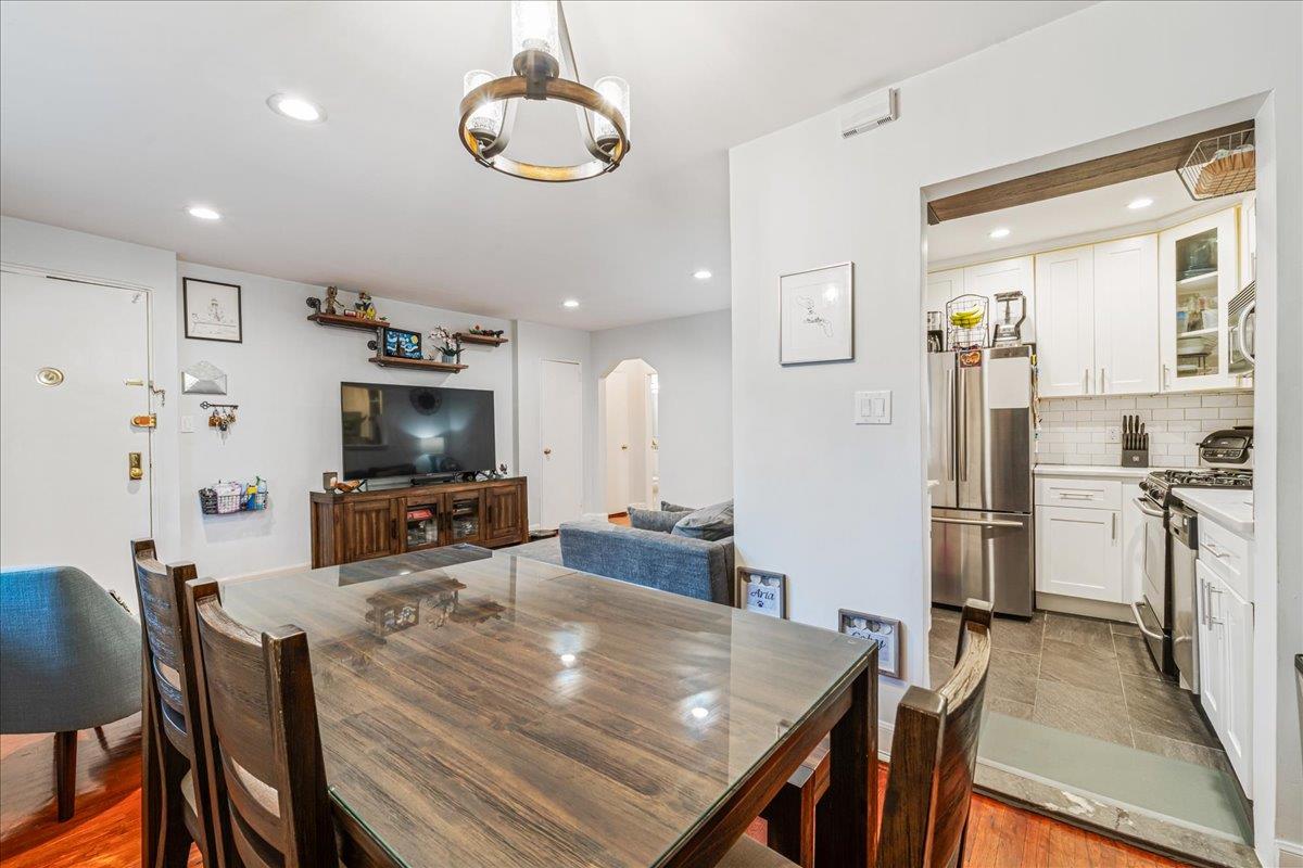 #3 photo, 190-05 39th Avenue, Flushing , NY 11358