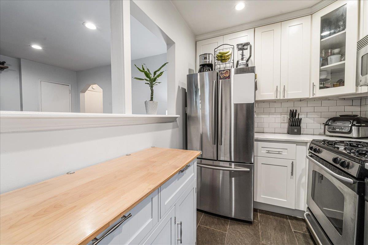 #4 photo, 190-05 39th Avenue, Flushing , NY 11358