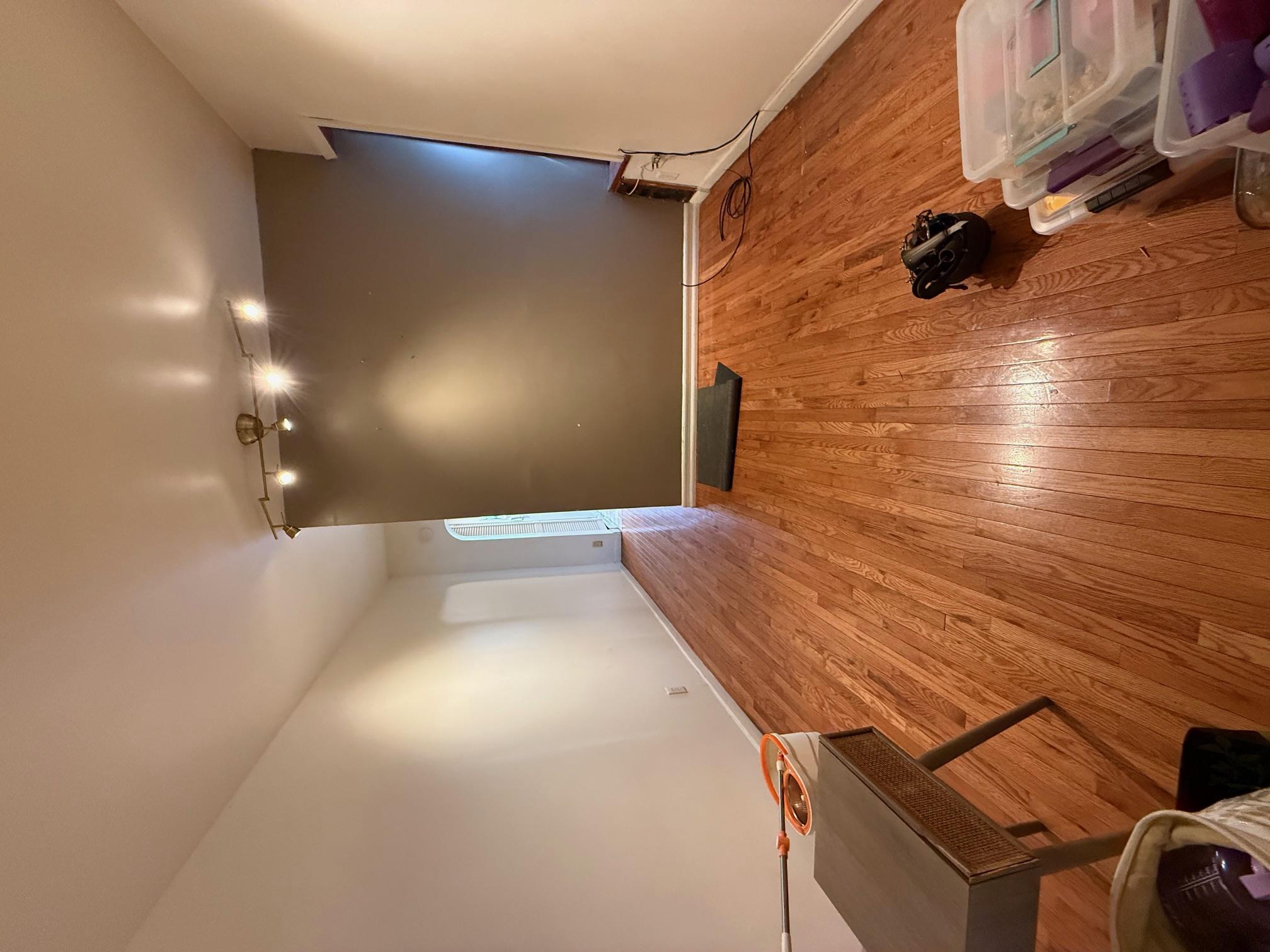 #1 photo, 415 E 187th Street, برونكس Bronx , NY 10458