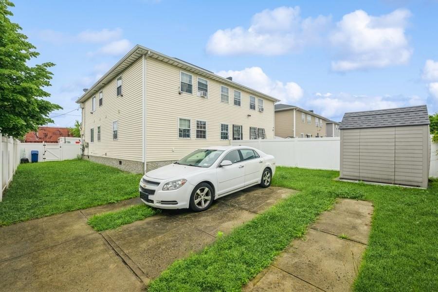 #16 photo, 6235 Almeda Avenue, クイーンズ区 Arverne , NY 11692