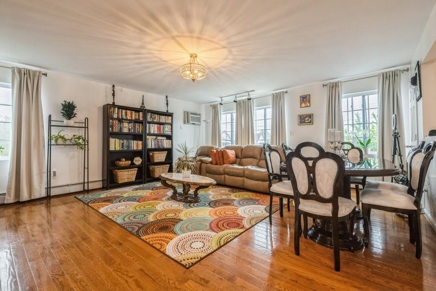 #7 photo, 6235 Almeda Avenue, クイーンズ区 Arverne , NY 11692