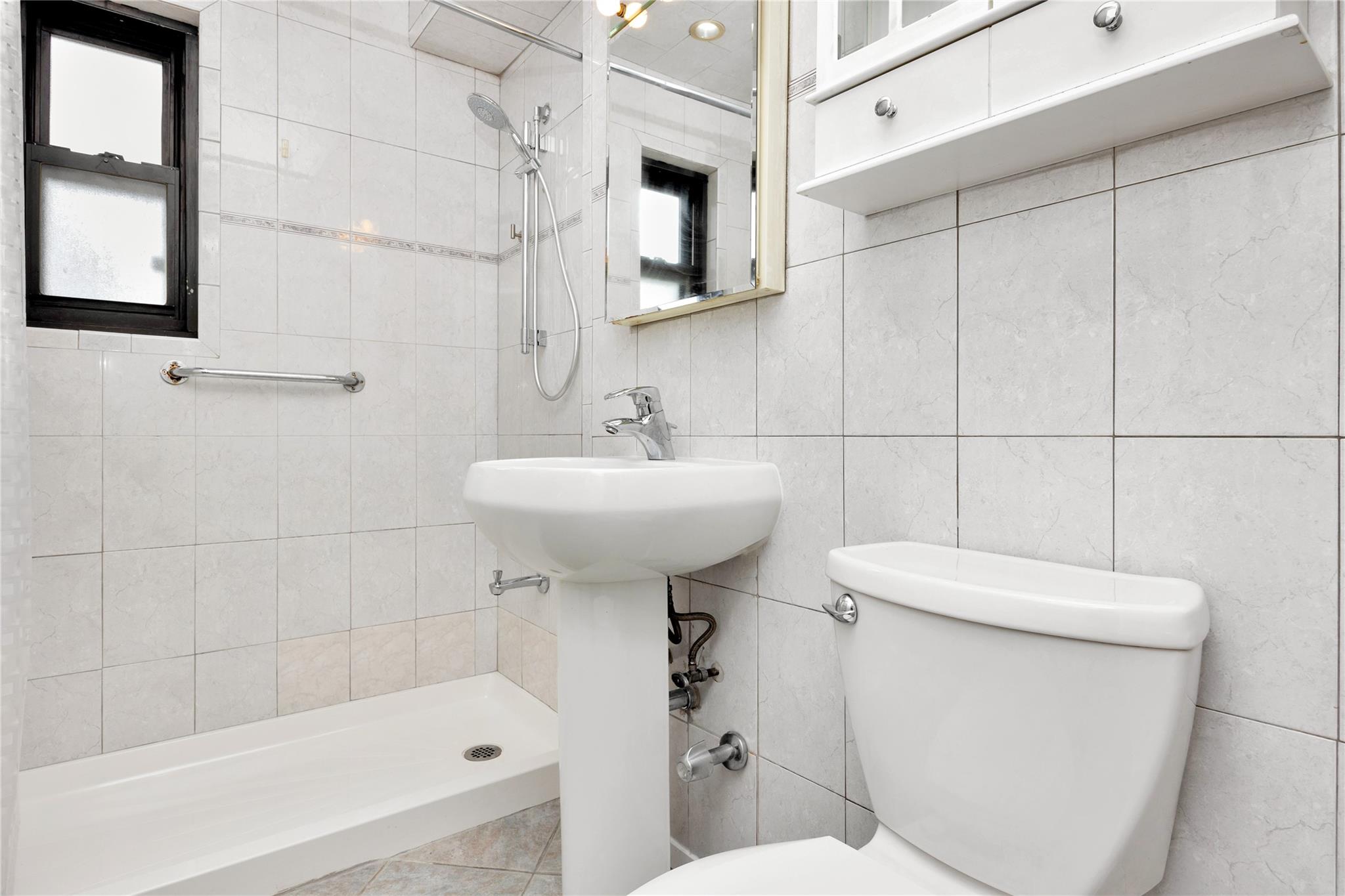 #12 photo, 57-47 246 Crescent, クイーンズ区 Douglaston , NY 11362