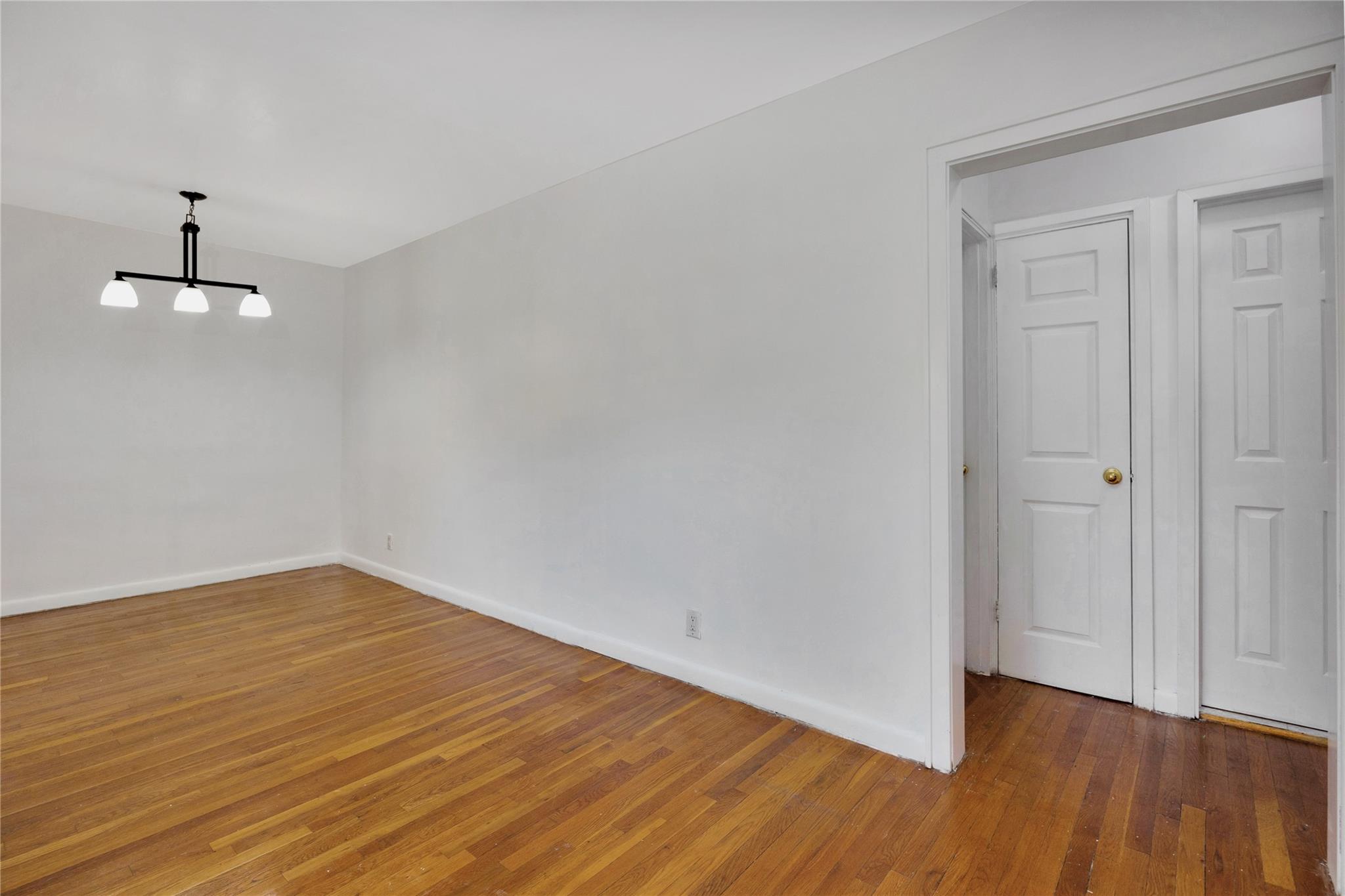 #4 photo, 57-47 246 Crescent, クイーンズ区 Douglaston , NY 11362