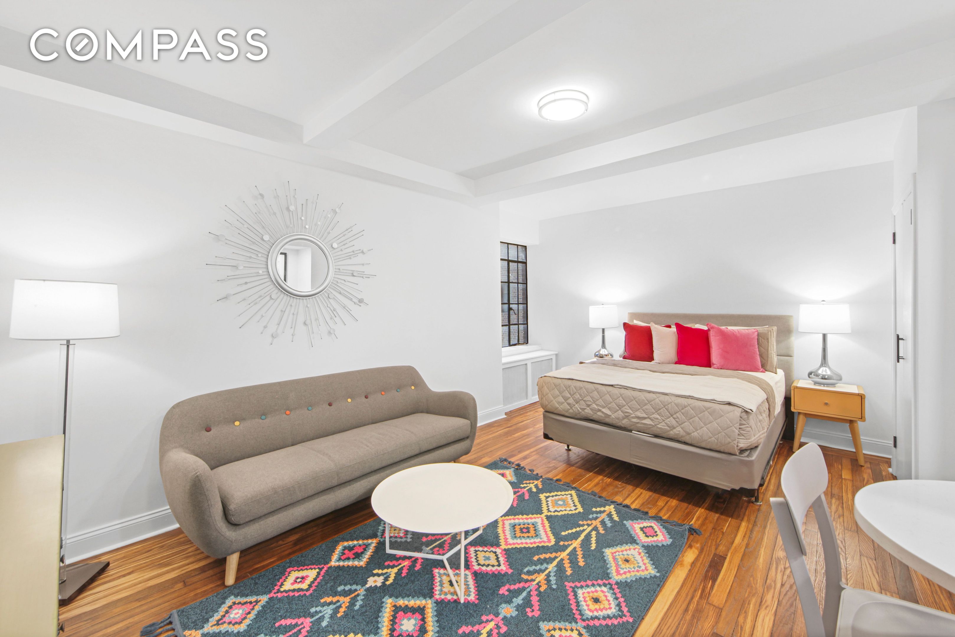 #1 photo, 25 Tudor City Place, Murray Hill , NY 10017