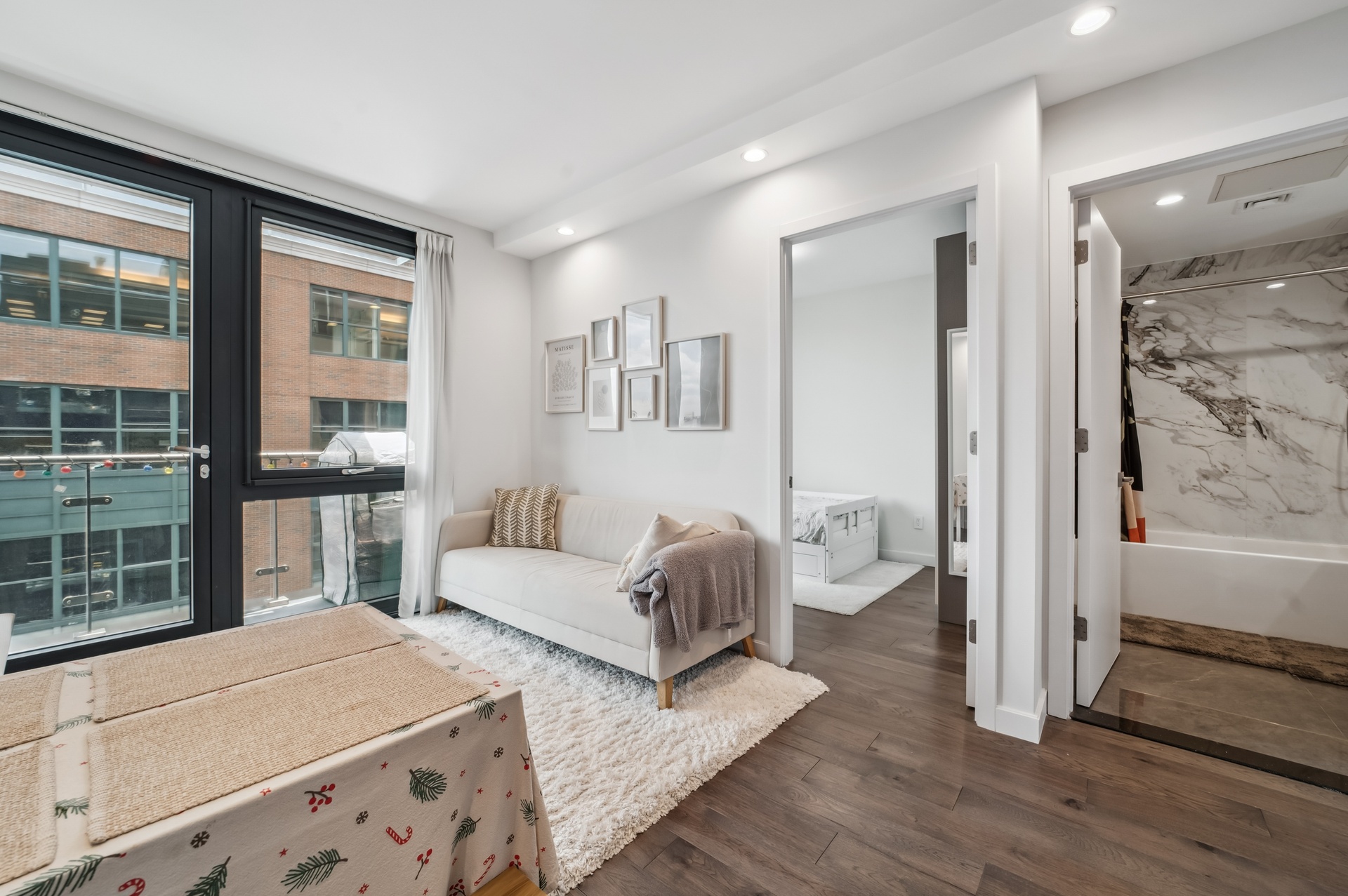 #1 photo, 41-14 27th Street, كوينز Long Island City , NY 11101