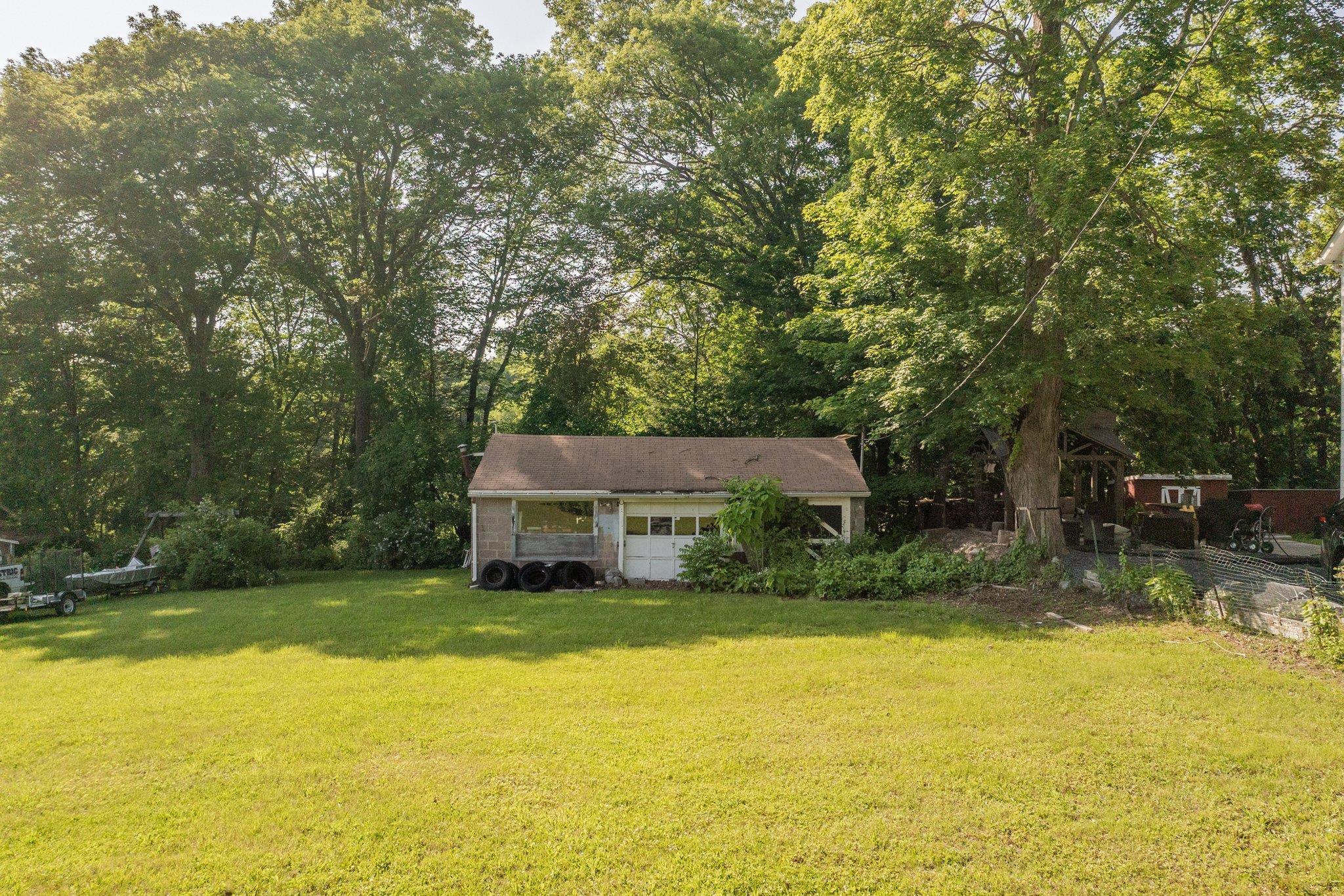 #2 photo, 29 Academy Avenue, 紐約州 Sparrowbush , NY 12780