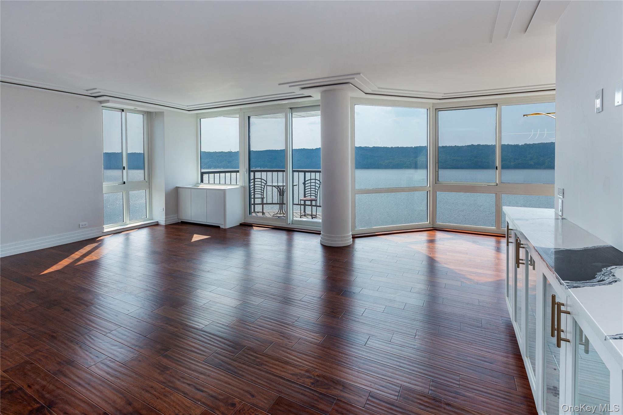 #7 photo, 2521 Palisade Avenue, ブロンクス区 Bronx , NY 10463