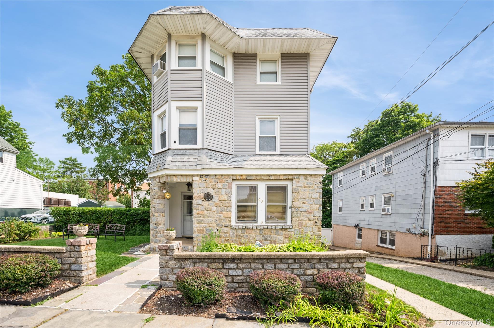 #3 photo, 93 Edgewood Avenue, Yonkers , NY 10704