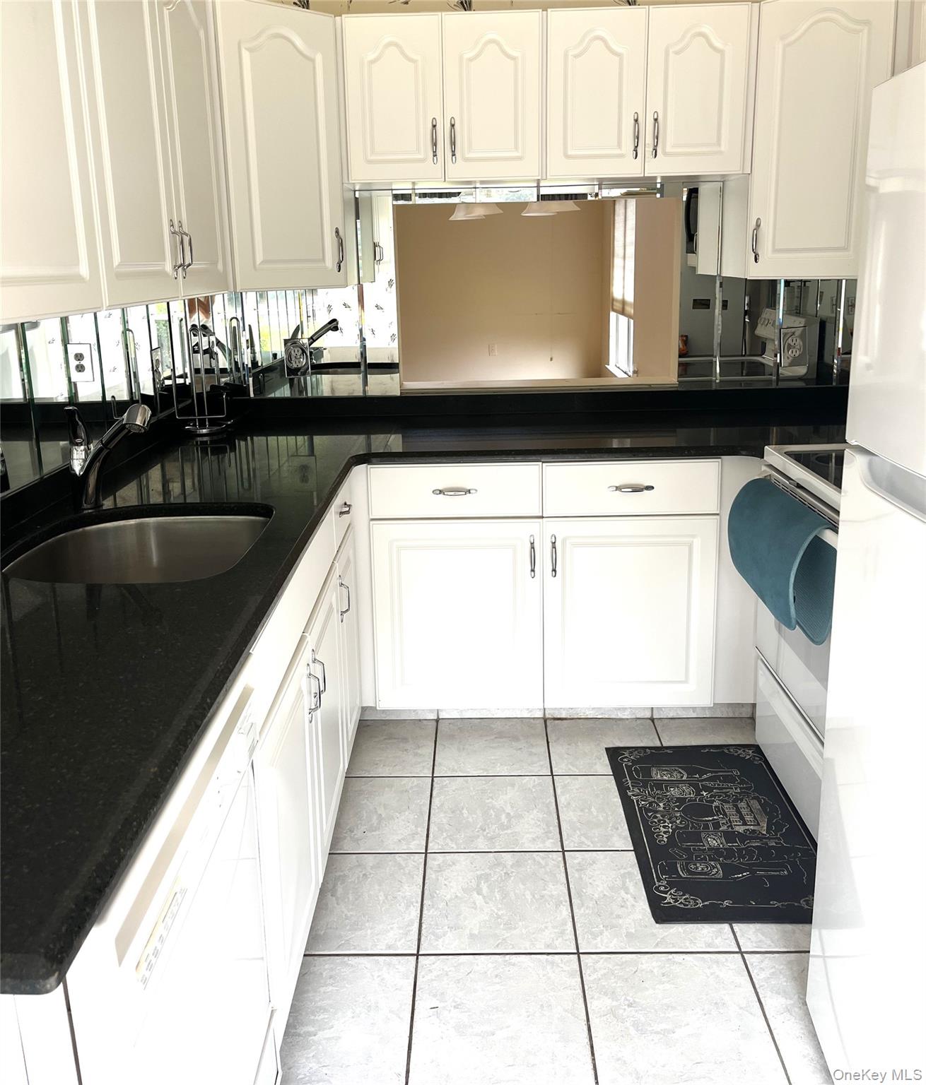 #7 photo, 701 Spring Lake, サフォーク郡 Middle Island , NY 11953