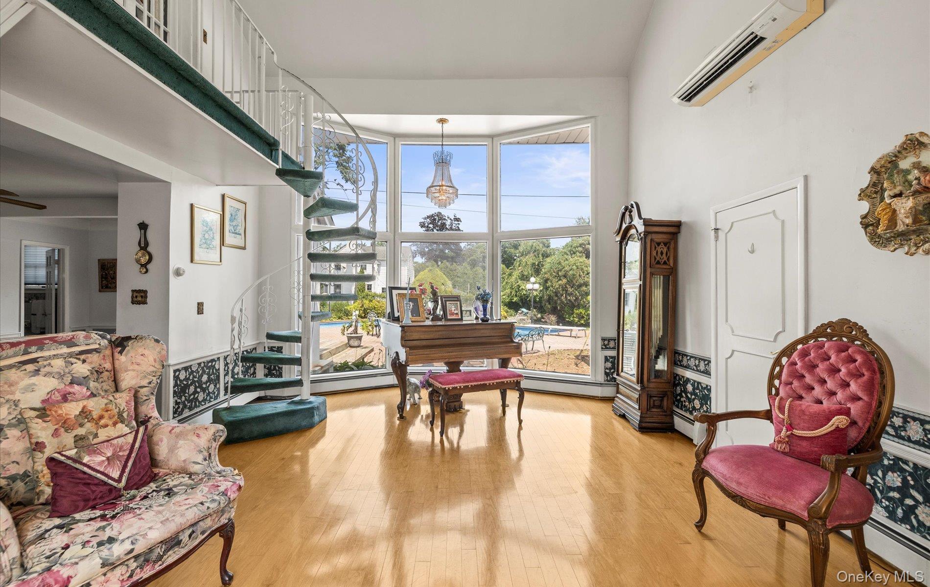 #16 photo, 2 Johnson Drive, サフォーク郡 Brightwaters , NY 11718