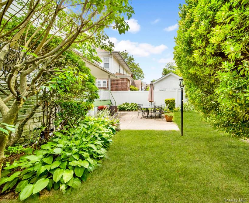 #2 photo, 431 E Sidney Avenue, Mount Vernon , NY 10553