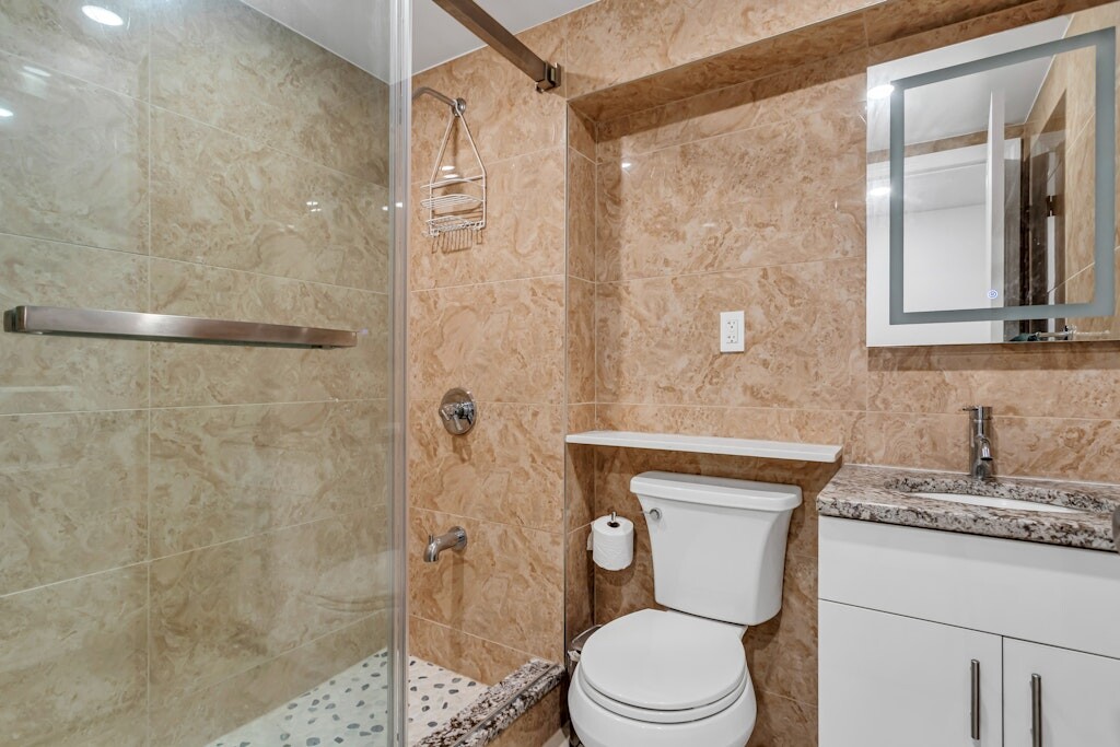 #7 photo, Maspeth, 皇后区 麦斯佩斯 Maspeth , NY 11378