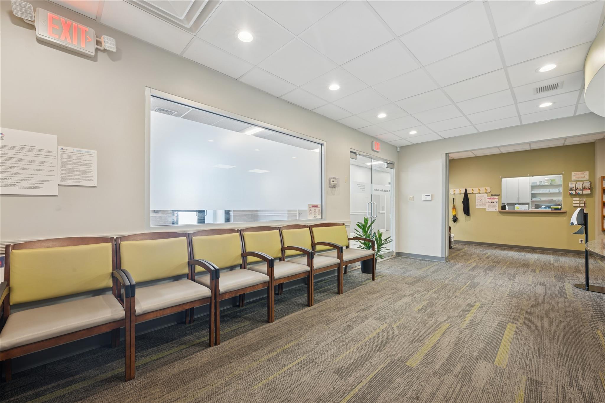 #5 photo, 2209 Merrick Road, ナッソー郡 Merrick , NY 11566