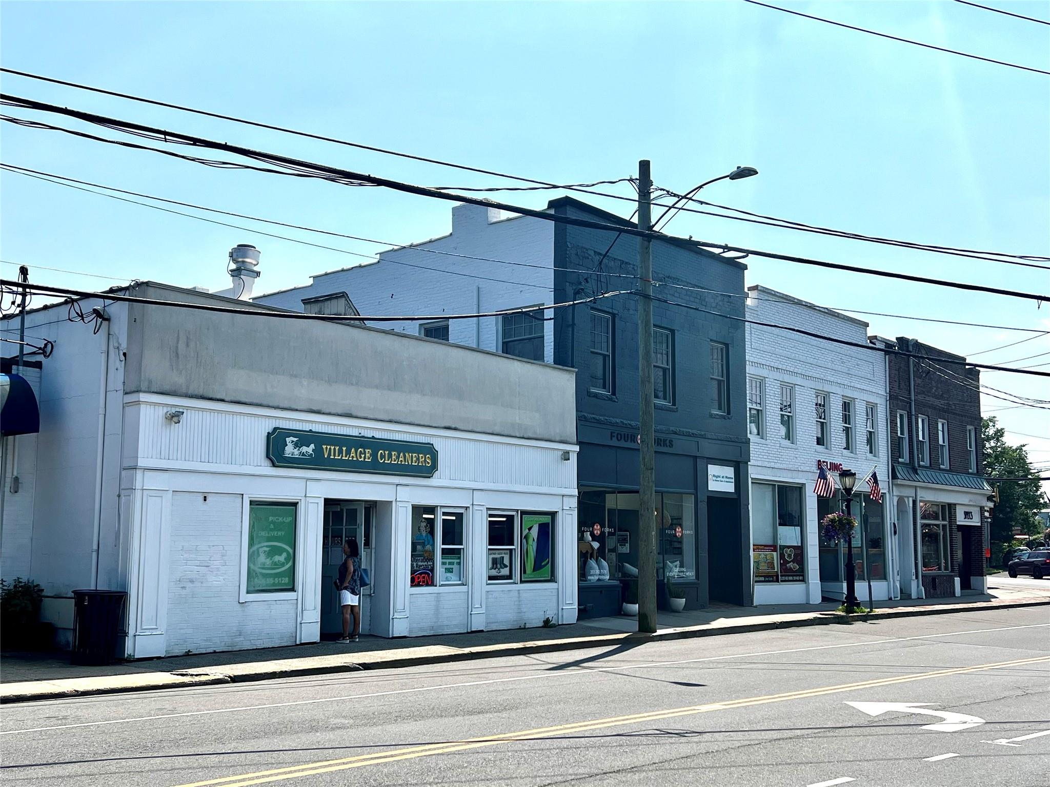 #5 photo, 9 Tokeneke Road, Call Listing Agent , CT 06820