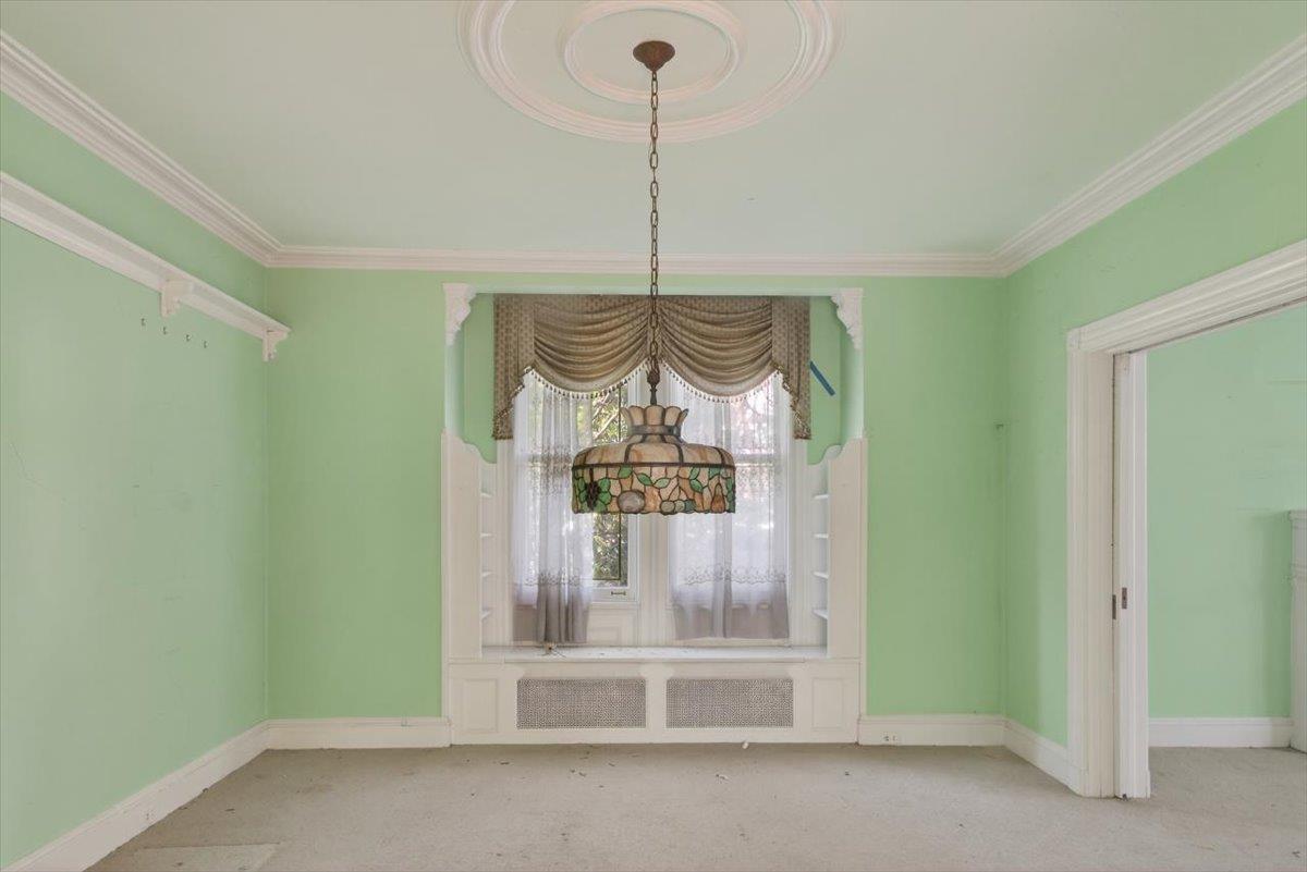 #10 photo, 134 Warner Avenue, Roslyn Heights , NY 11577