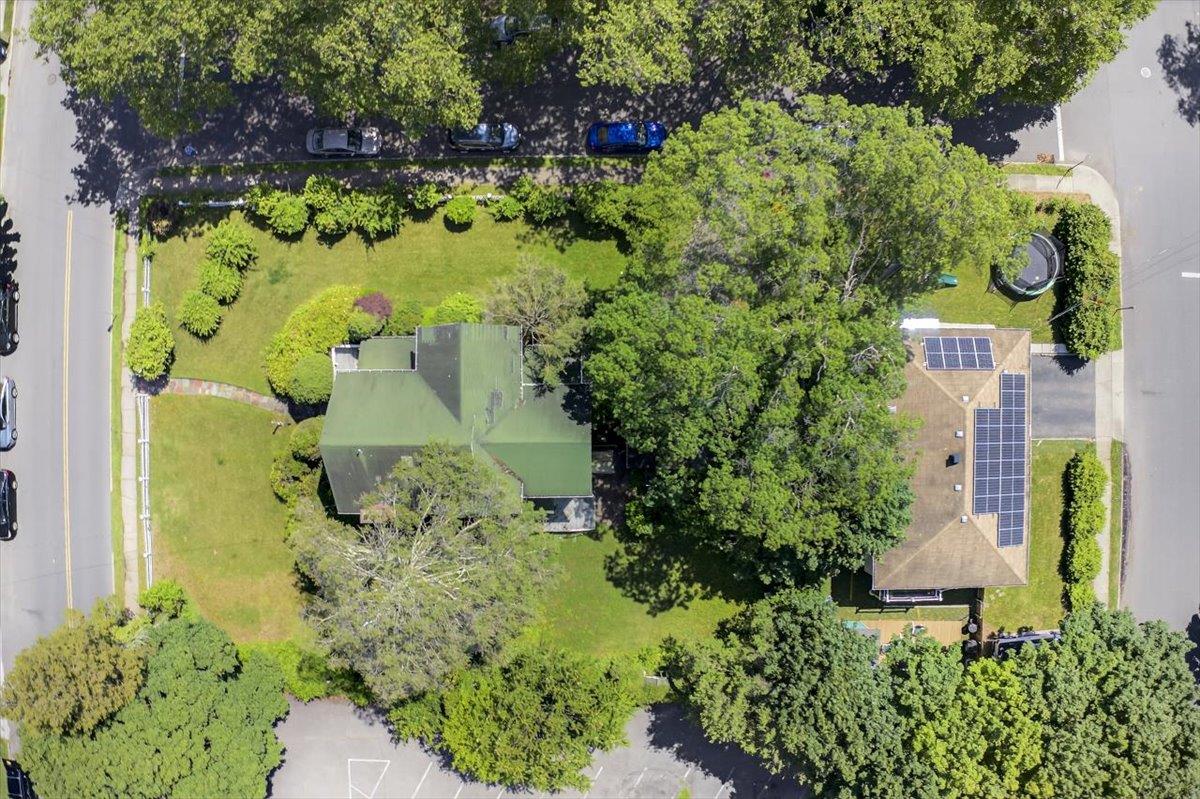 #4 photo, 134 Warner Avenue, Roslyn Heights , NY 11577