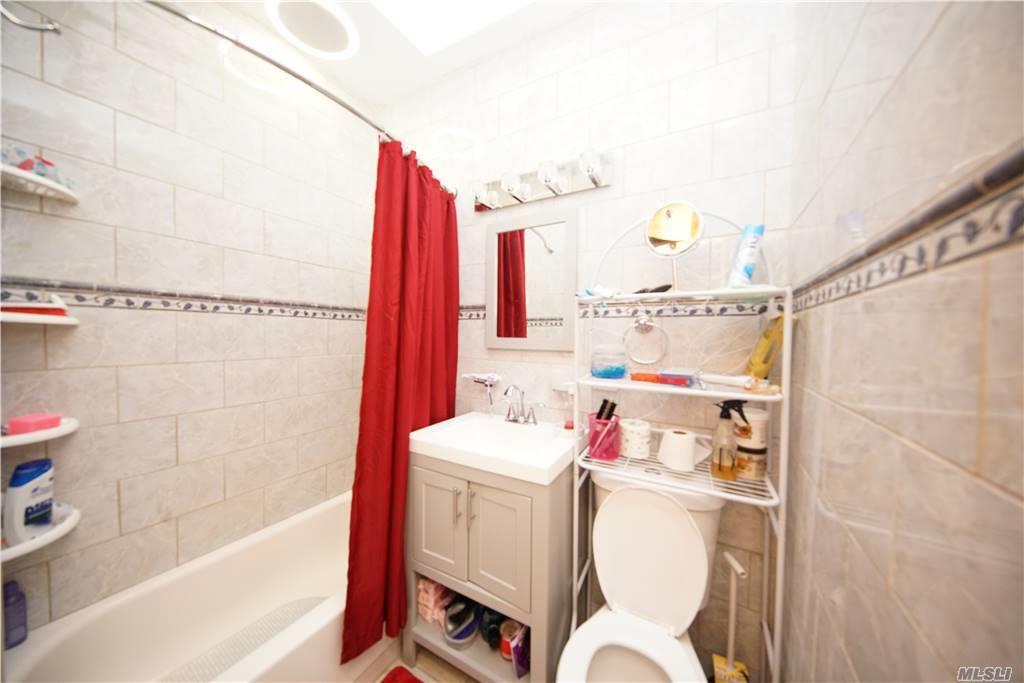 #7 photo, 21 Charlotte Street, クイーンズ区 Ridgewood , NY 11385