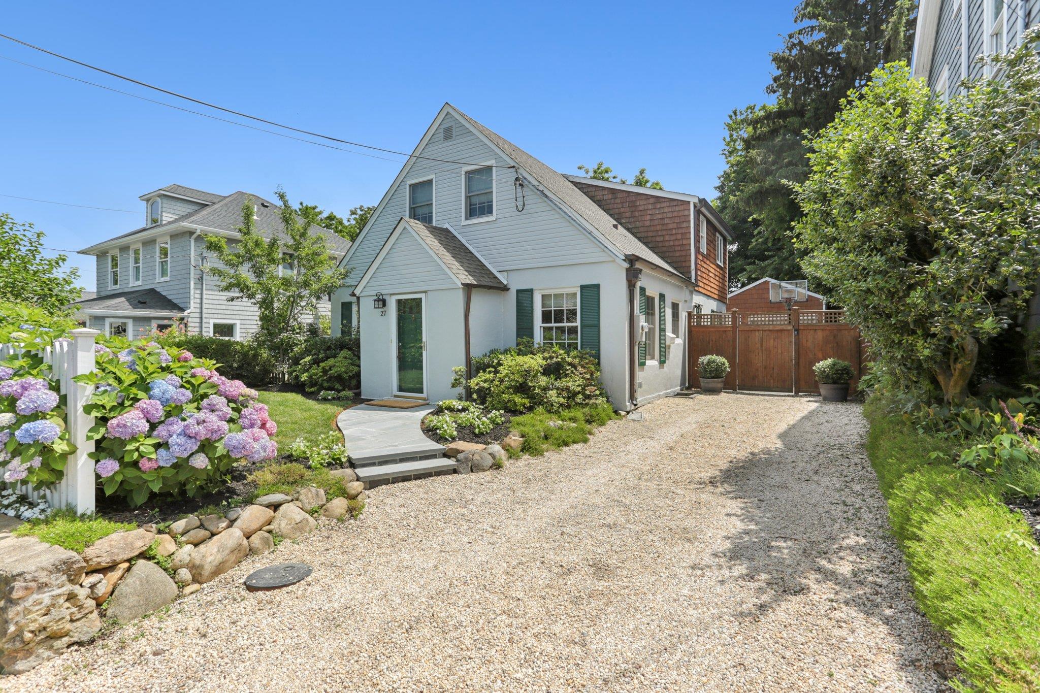 #1 photo, 27 Soundview Avenue, ناسو Locust Valley , NY 11560