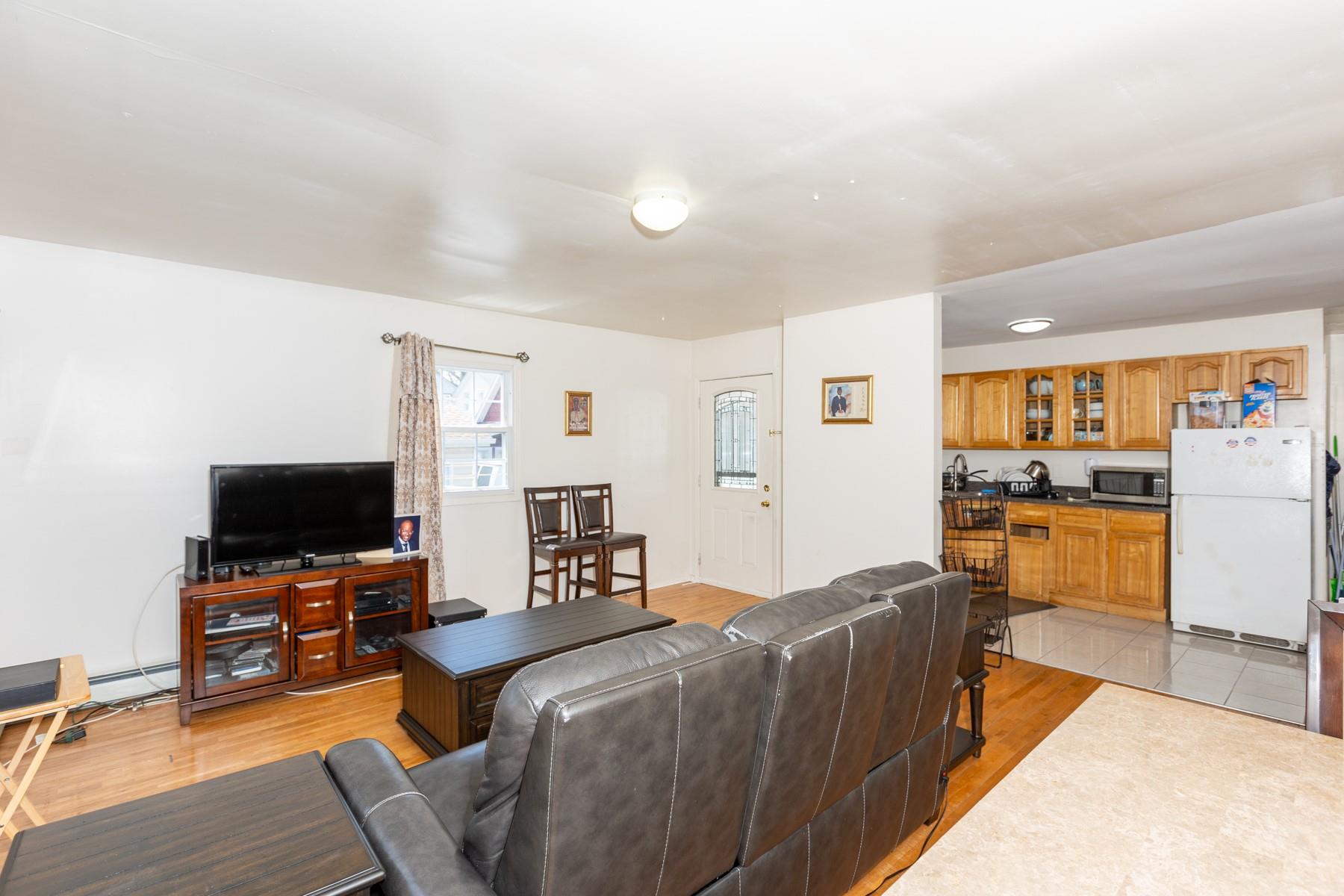 #6 photo, 144-23 231 Street, クイーンズ区 Springfield Gardens , NY 11413