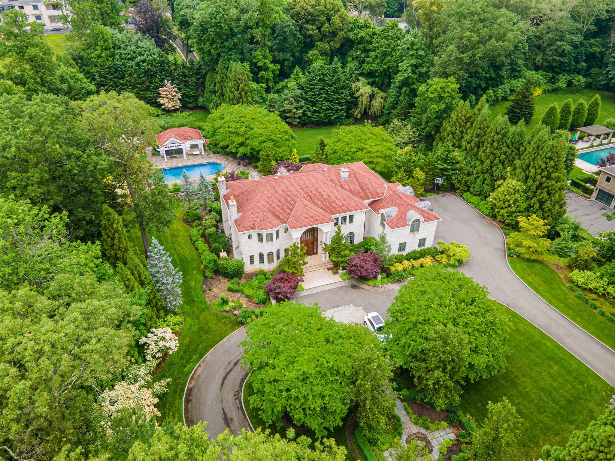 #1 photo, 11 Black Rock Road, 長島 Muttontown , NY 11545