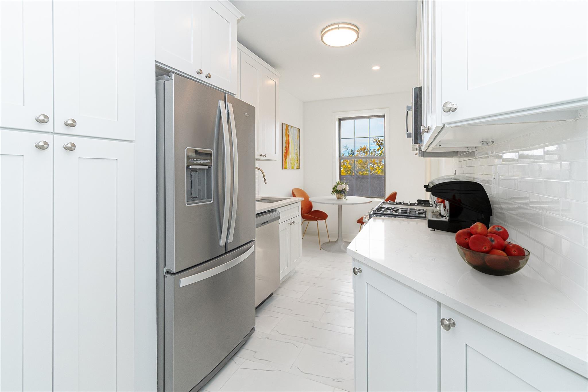 #7 photo, 68-30 Burns Street, Forest Hills , NY 11375