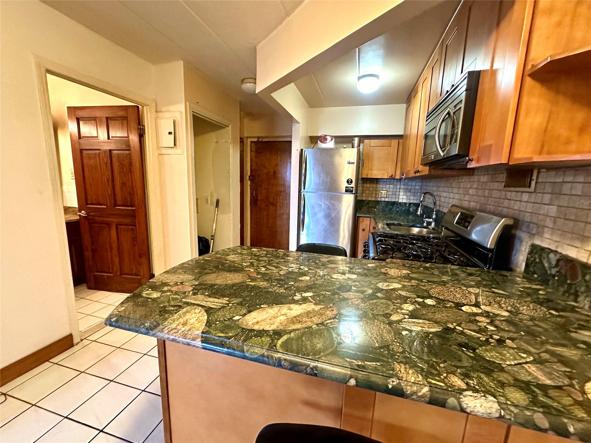 #4 photo, 130-14 60 Avenue, クイーンズ区 Flushing , NY 11355