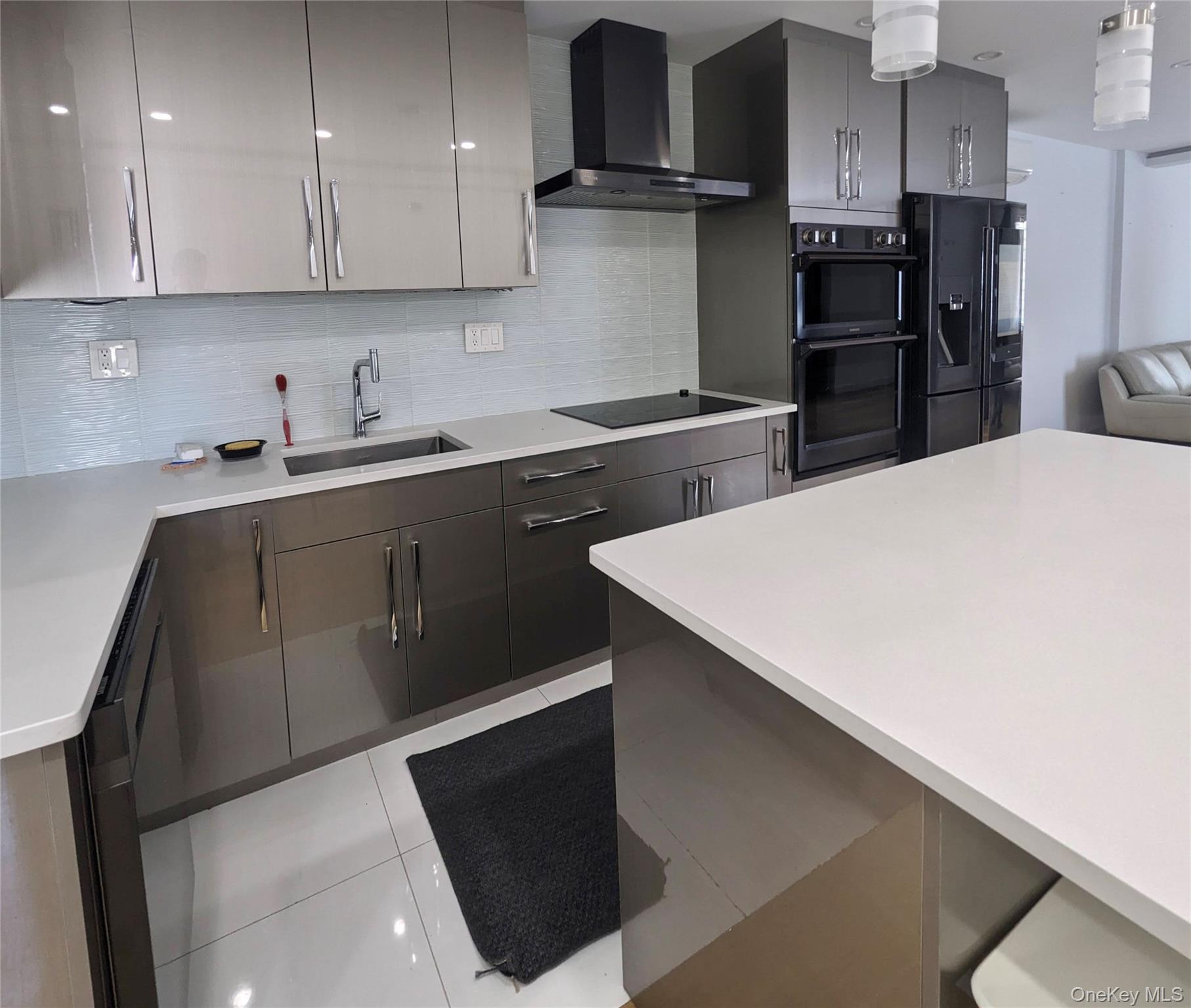 #17 photo, 58-09 61 street, クイーンズ区 Maspeth , NY 11379