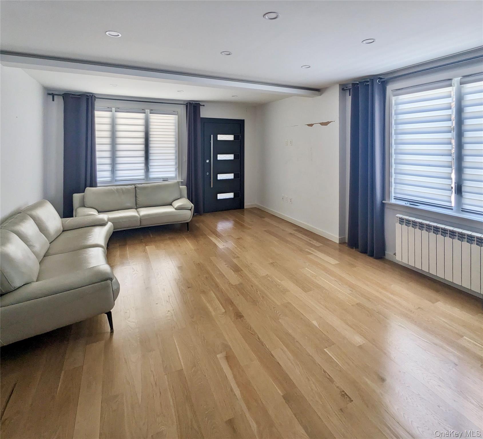 #4 photo, 58-09 61 street, クイーンズ区 Maspeth , NY 11379