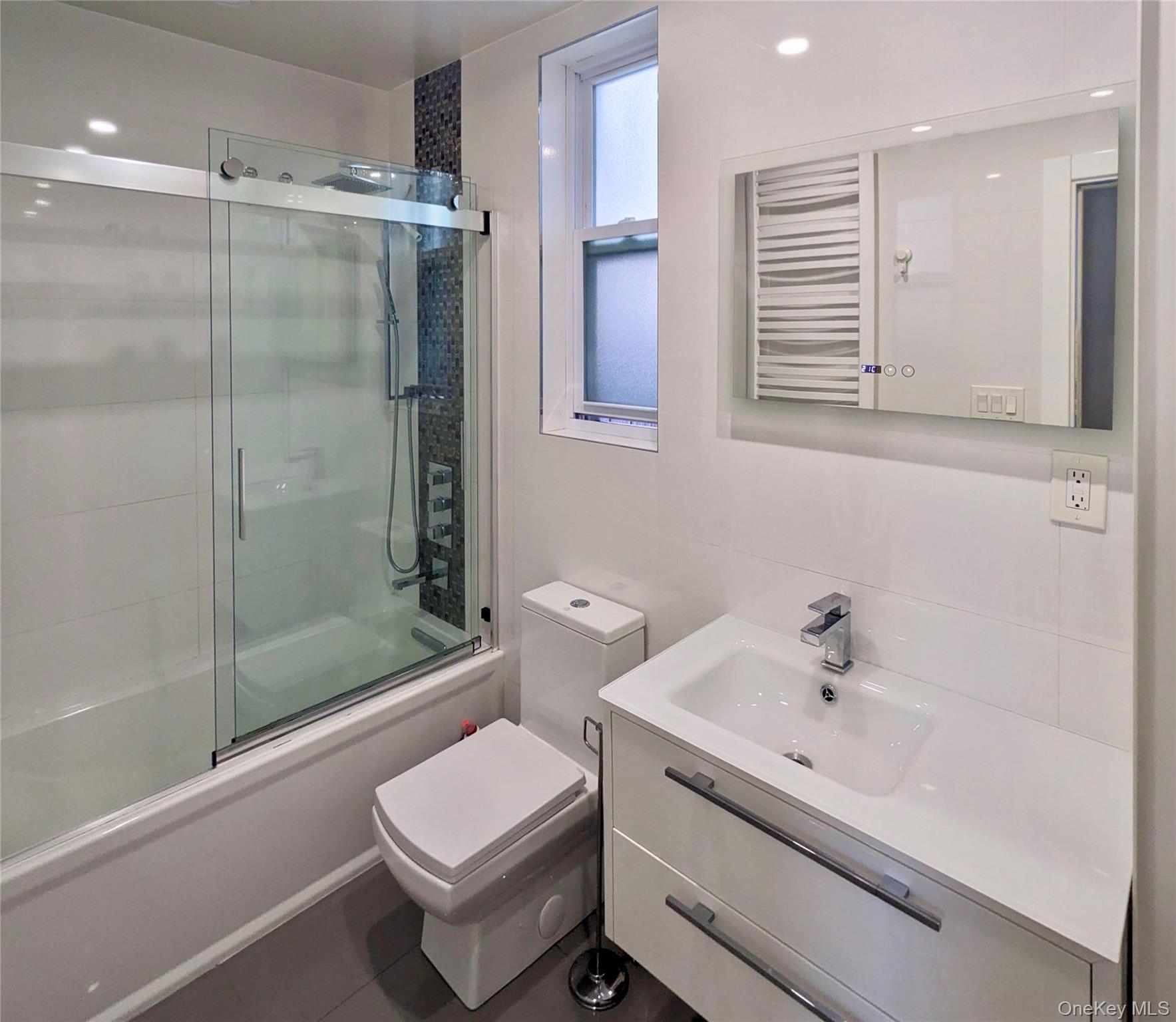 #7 photo, 58-09 61 street, クイーンズ区 Maspeth , NY 11379