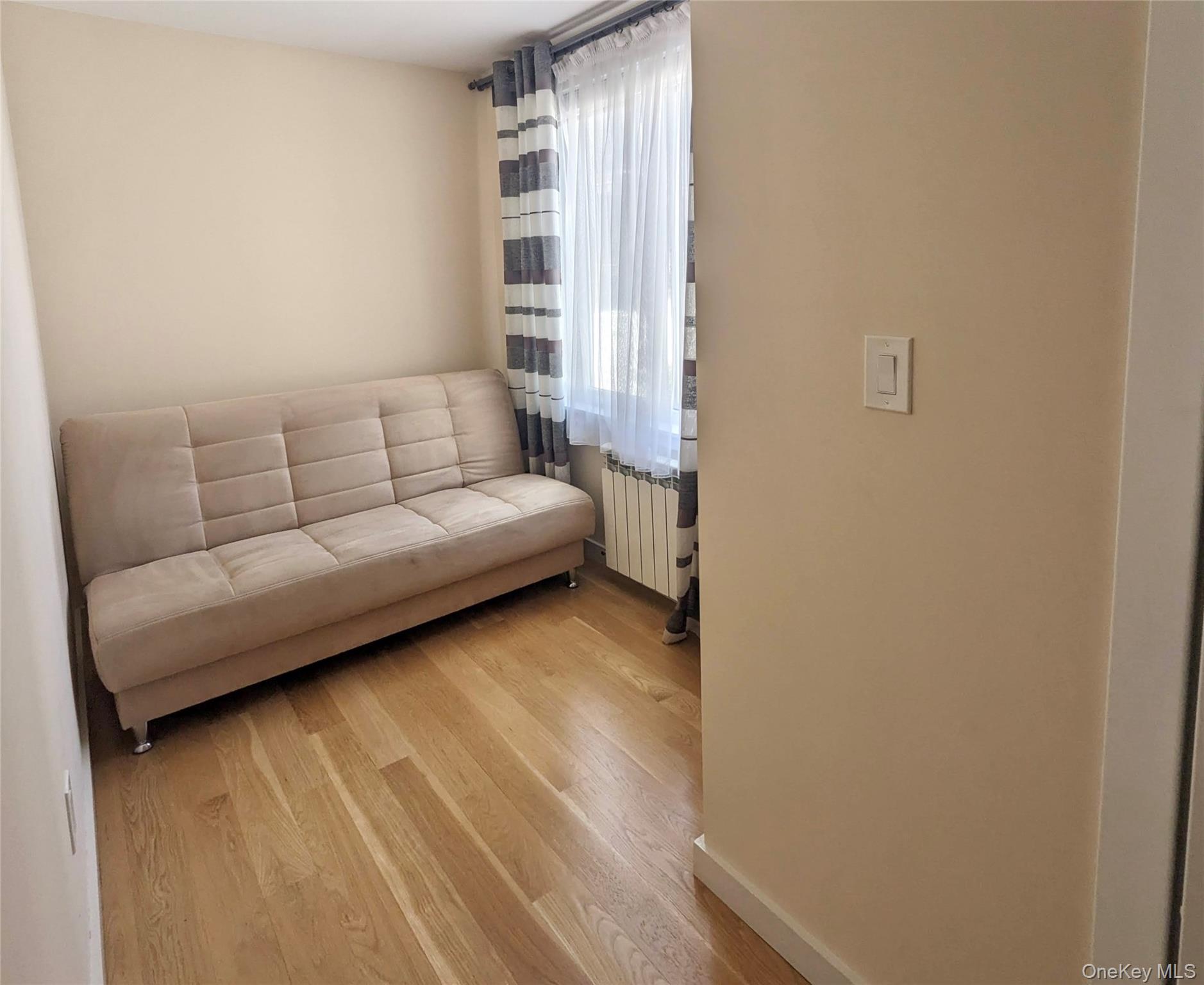 #9 photo, 58-09 61 street, クイーンズ区 Maspeth , NY 11379