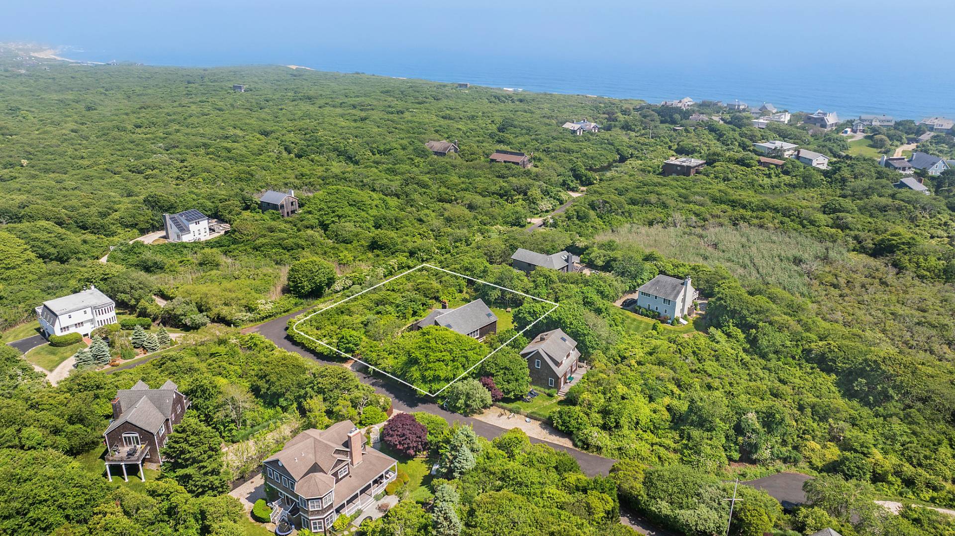 #29 photo, 41 North Surfside Avenue, サフォーク郡 Montauk , NY 11954