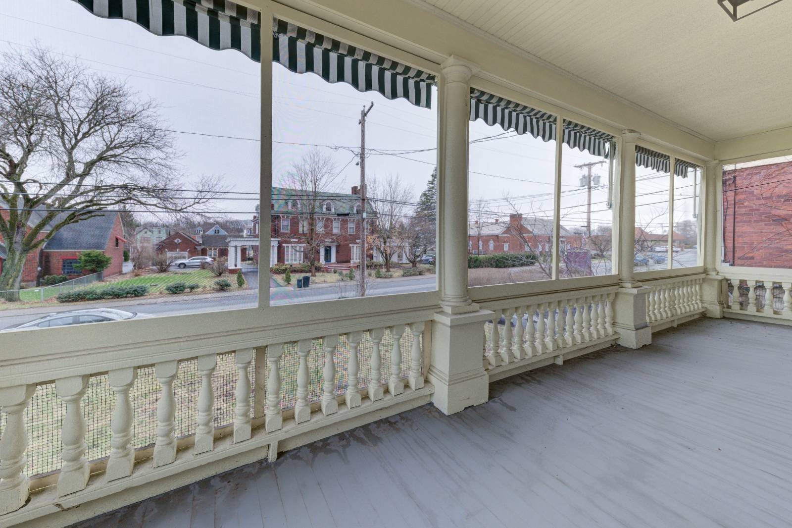 #16 photo, 121 Guy Park Ave, Amsterdam , NY 12010