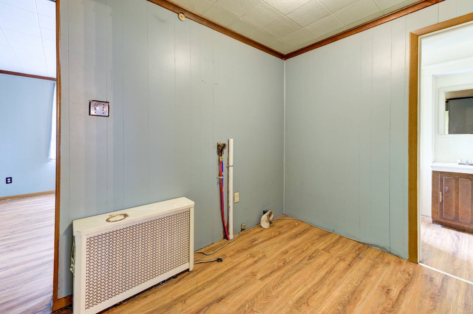 #28 photo, 121 Guy Park Ave, Amsterdam , NY 12010