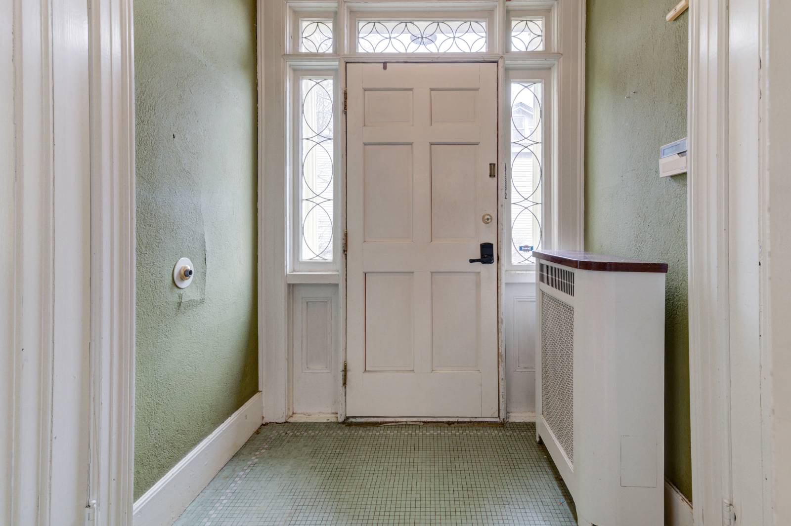 #6 photo, 121 Guy Park Ave, Amsterdam , NY 12010