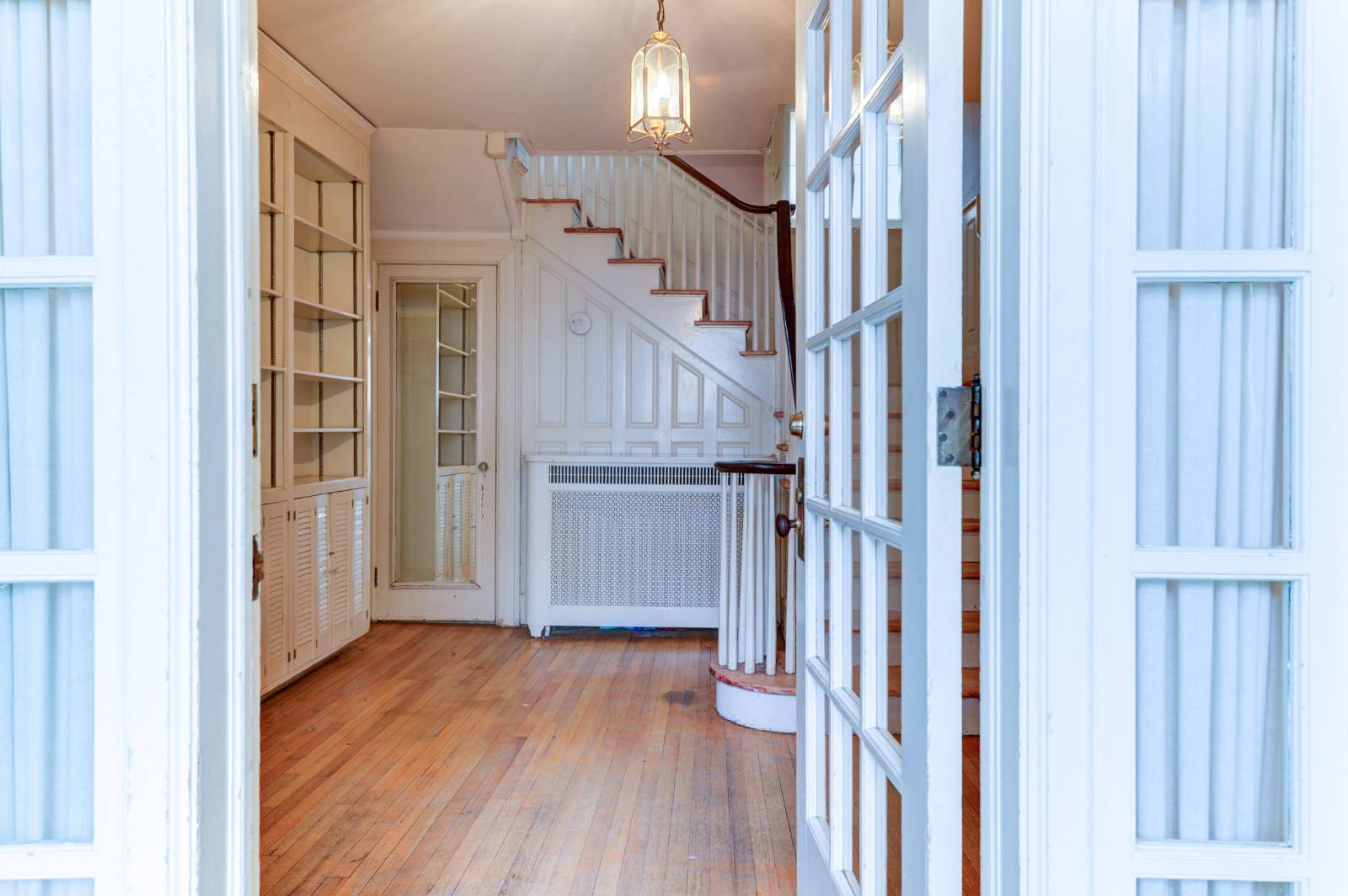 #7 photo, 121 Guy Park Ave, Amsterdam , NY 12010