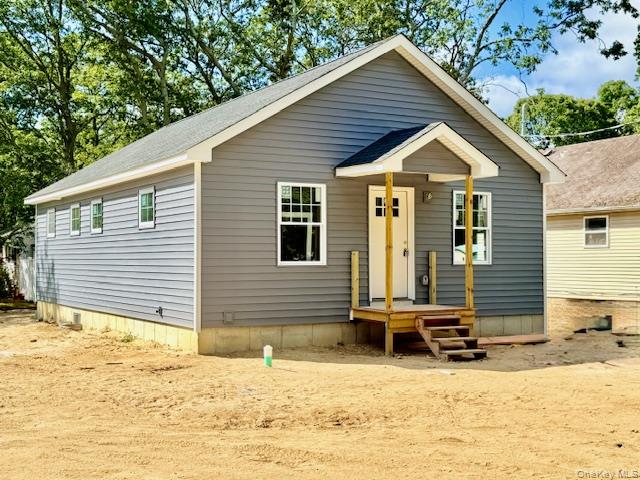 #1 photo, 114 Bedford Avenue, サフォーク郡 Mastic , NY 11950