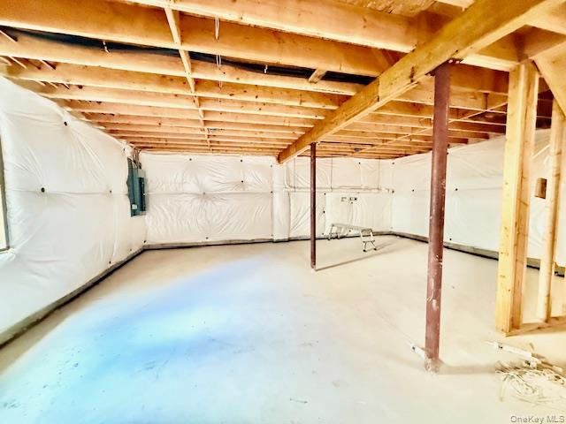 #6 photo, 114 Bedford Avenue, サフォーク郡 Mastic , NY 11950