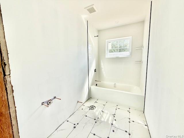 #8 photo, 114 Bedford Avenue, サフォーク郡 Mastic , NY 11950